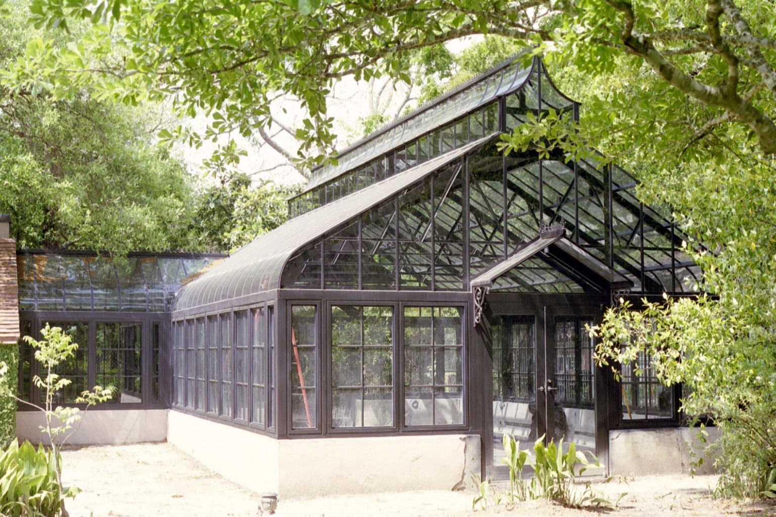 Conservatory greenhouse